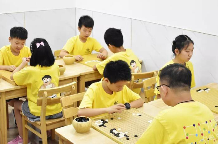 聂卫平少儿围棋上课情况