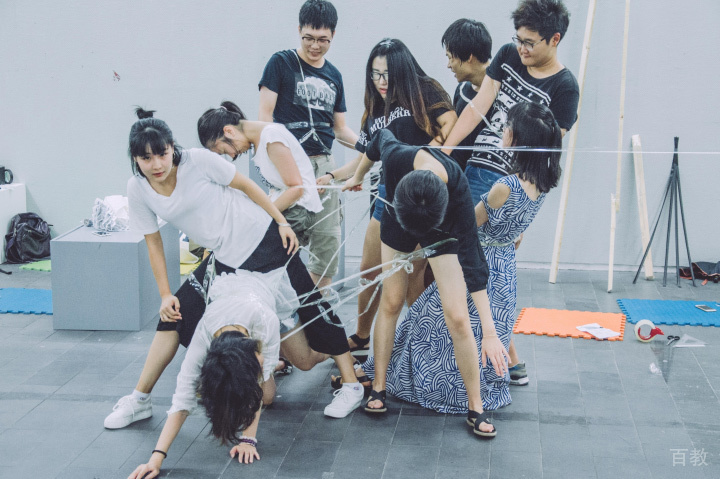学员上课