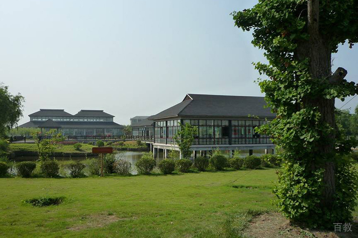 上海黄埔军事夏令营校园环境
