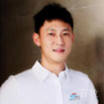 游泳教练张旭