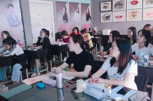 学员上课照片