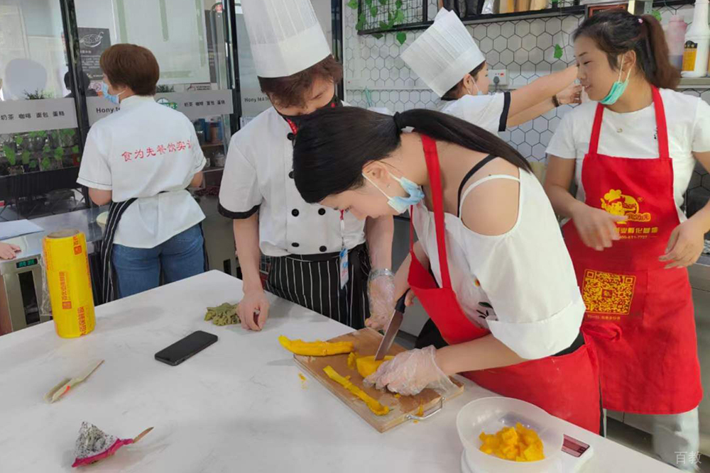 上海食为先小吃学生练习