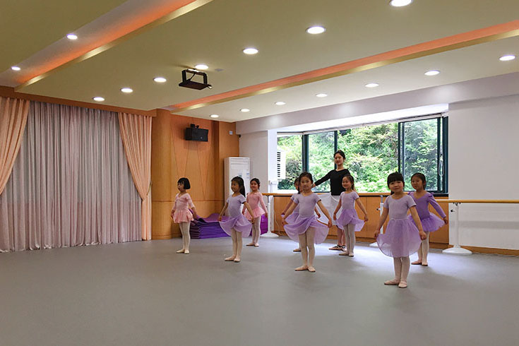 上海缔艺芭蕾学校启蒙班教学环境
