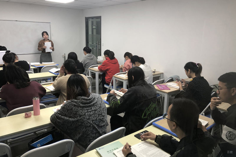 课堂环境图片