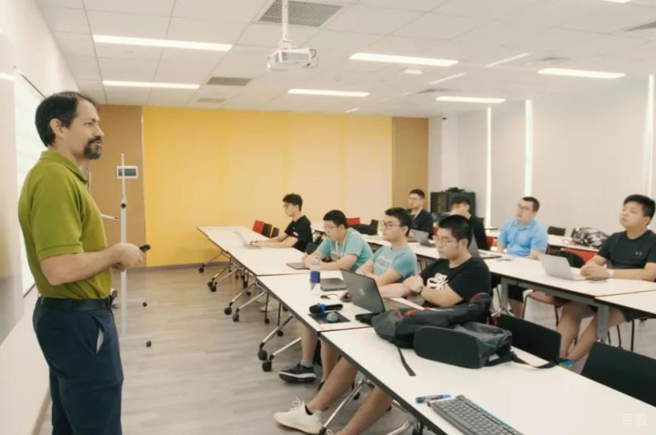 学生上课氛围