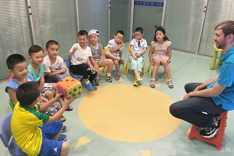 沈阳朗思顿英语的教师自我介绍