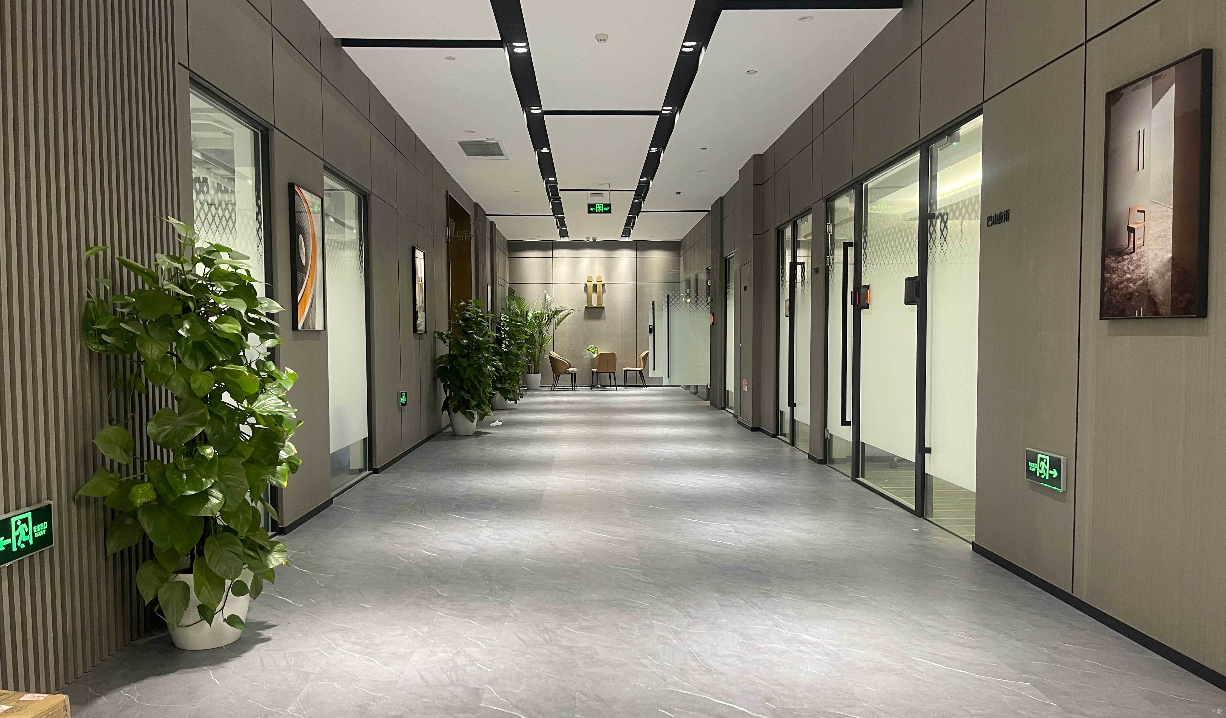 学校走廊