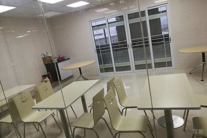 校区一角环境