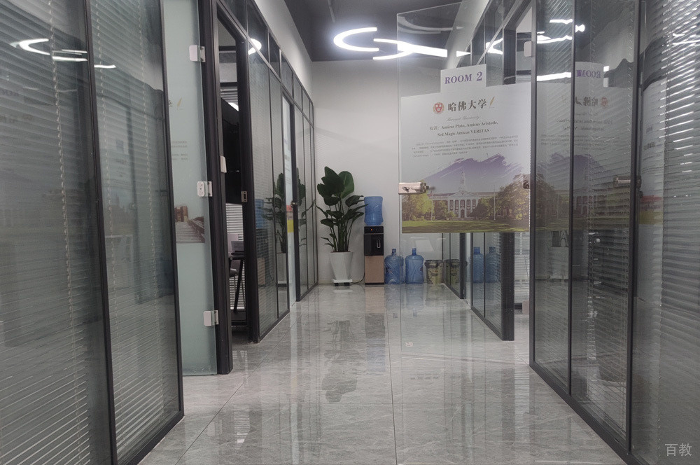 学校走廊