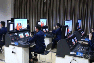 学生听课