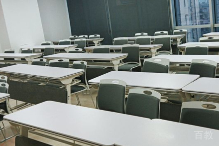 中公考研学校的班级环境