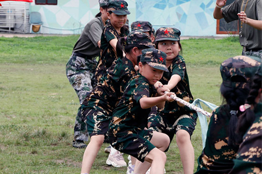 北京黄埔军事夏令营校区学员活动场景