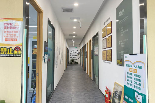 学校走廊