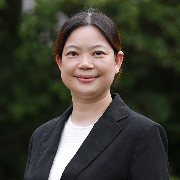 顾奕女士
