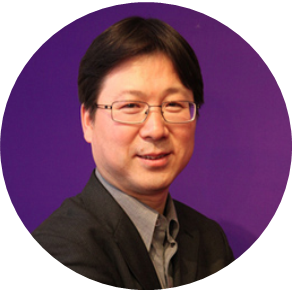伍新春教授
