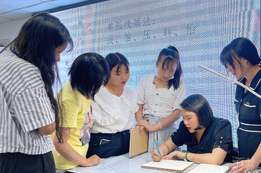 课堂授课环境