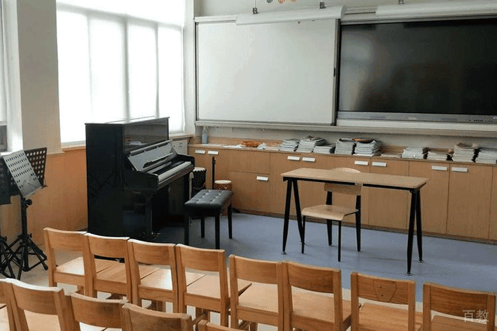 上海新纪元双语学校环境之音乐教室