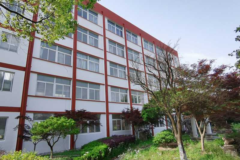 学校建筑环境
