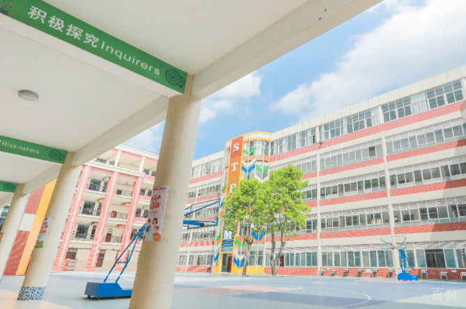 学校教学楼环境