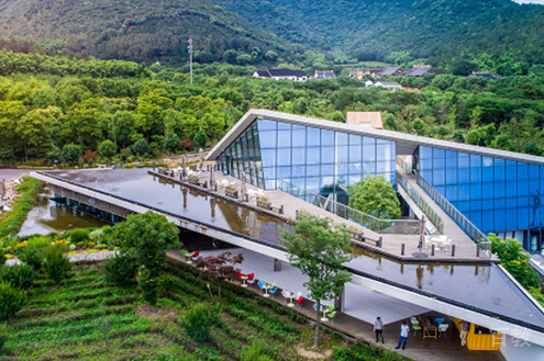 学校外景