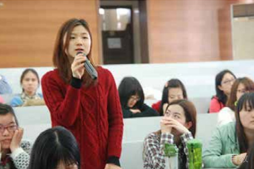 学员发言环境