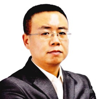 王英伟