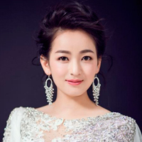 李菁