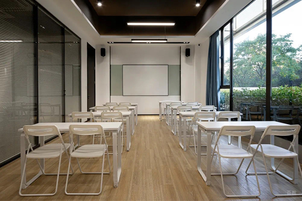 学校教学环境