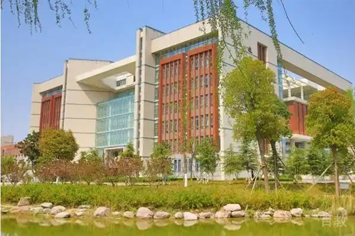 学校环境