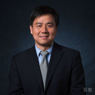 熊伟