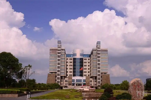 学校建筑环境