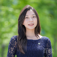 龙瑶瑜女士