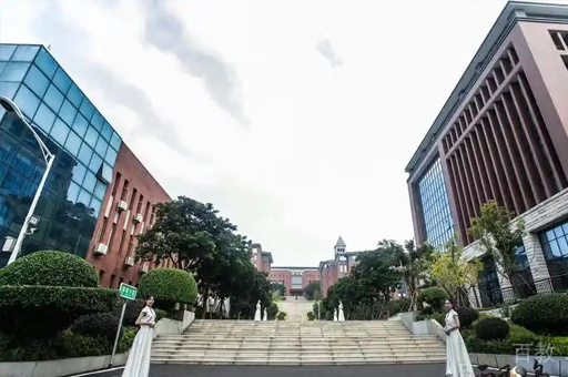 学校环境