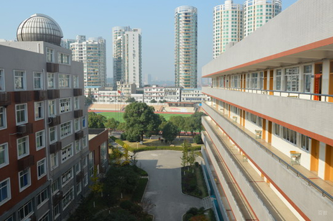 高中教学楼