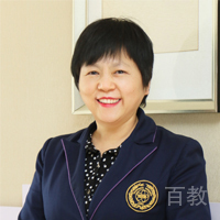 李华