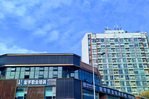 学校外景