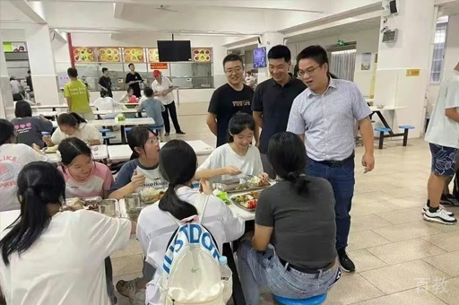 食堂环境