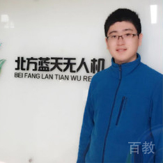 翼助教