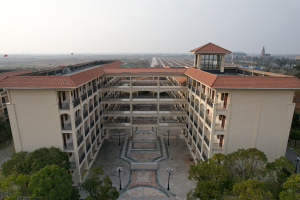 校内环境