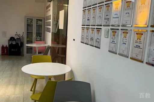 武汉美中国际留学校区授课环境展示