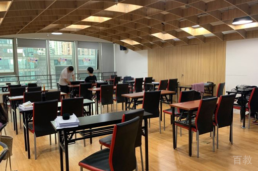 武汉美中国际留学环境展示