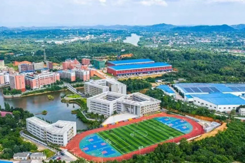 学校全景