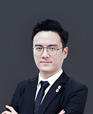 黄靖