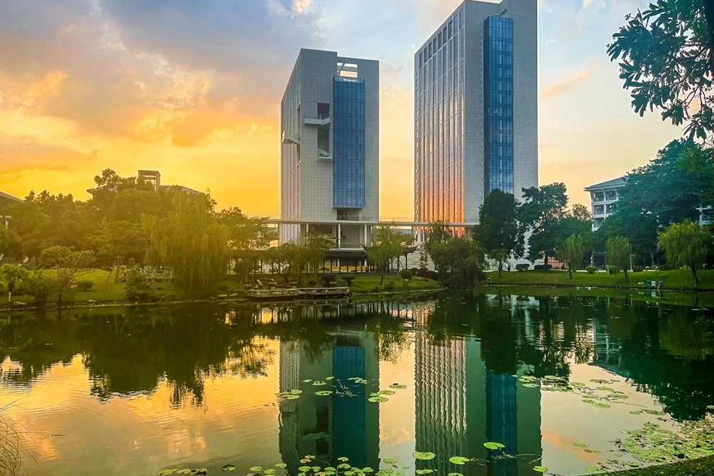 学校湖泊环境