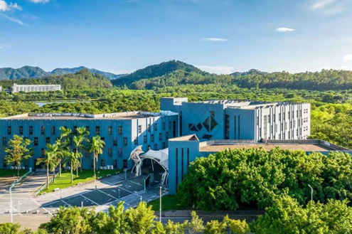 学校全景