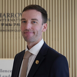 Dr Sean Knox