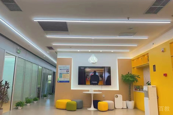 北京左思右想全脑教育校区教学环境展示