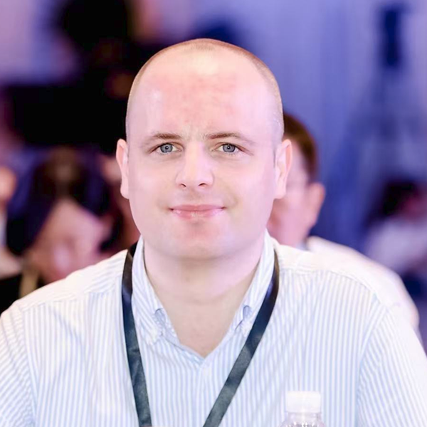 Dr.Simon Iley