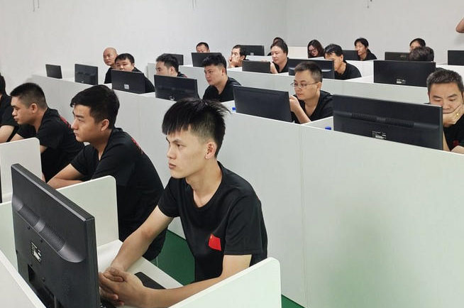 学员上课场景3