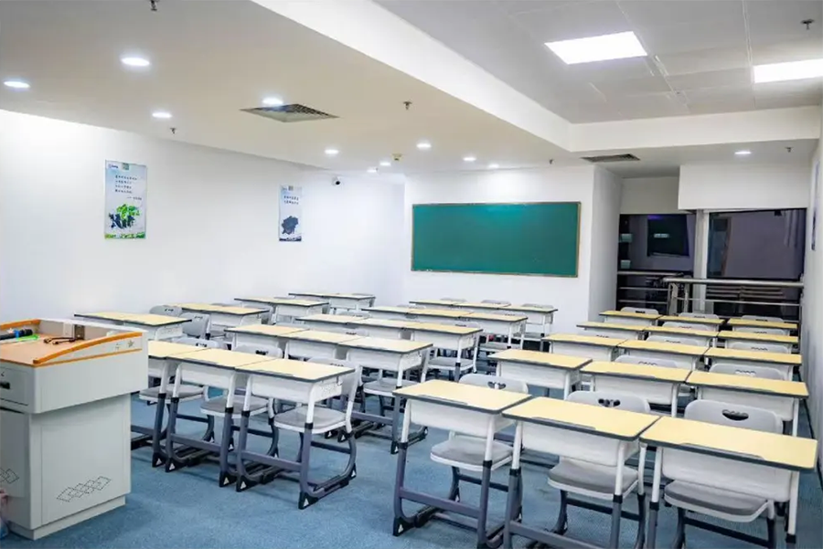 学生教室环境